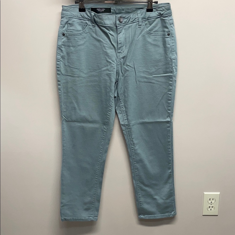 NWOT Simply Vera Vera Wang Denim Mid Rise Capri Jeans 6